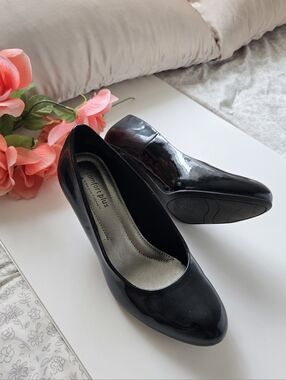 Business Casual Comfortable Work Heels!